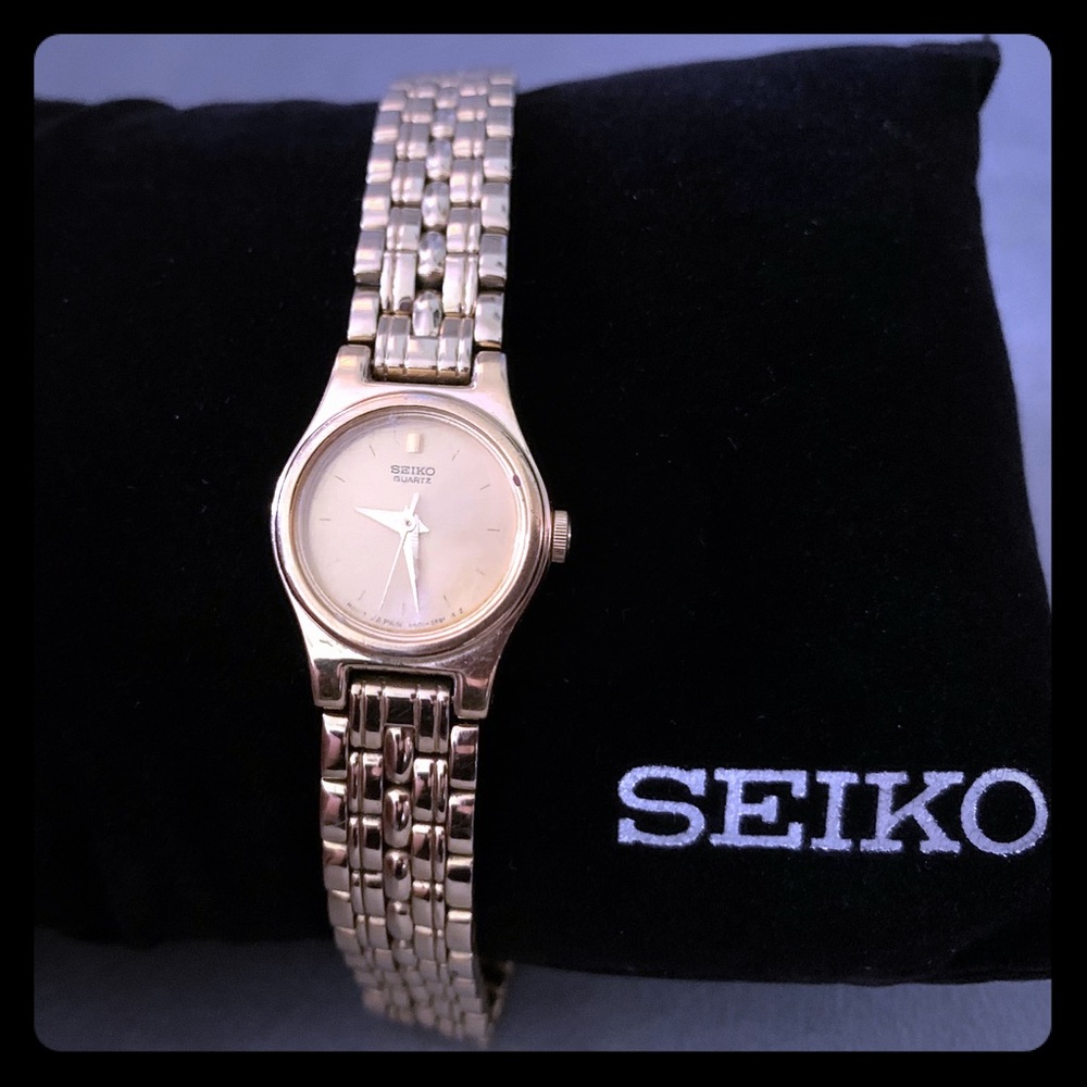 ⭐️⭐️⭐ SEIKO RETRO GOLD TONED QUARTZ WRIST WATCH